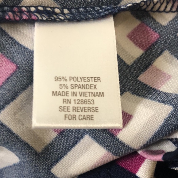 Geometric design top - Picture 5 of 5